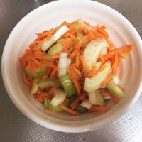 基本からアレンジまで！思わずつくりたくなる「セロリ にんじん 浅漬け