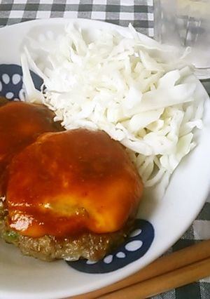 ピーマンたっぷりハンバーグ-レシピのメイン写真