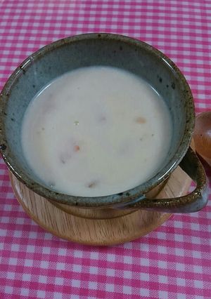 缶詰で簡単に作れるクラムチャウダーを-レシピのメイン写真