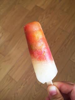 ミニトマトのアイスキャンディ☆ニャンコ-レシピのメイン写真