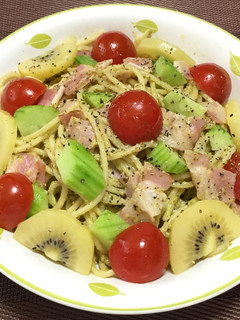 トマトとキウイのパスタ-レシピのメイン写真