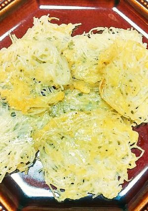 余ったそうめんで♪チーズ煎餅♪-レシピのメイン写真