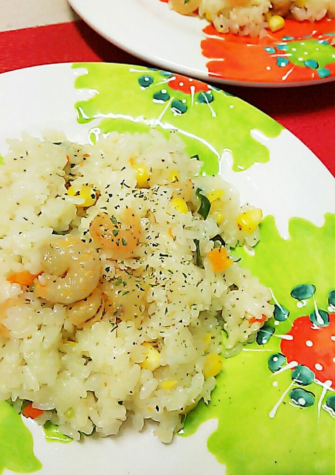 ピラフ風♪エビの炊き込みご飯-レシピのメイン写真