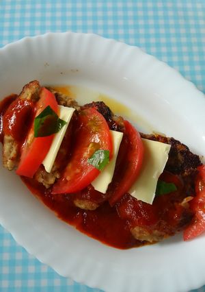 バジルトマトのふわふわハンバーグ♪-レシピのメイン写真
