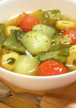 チンゲン菜とミニトマトのカレースープ-レシピのメイン写真
