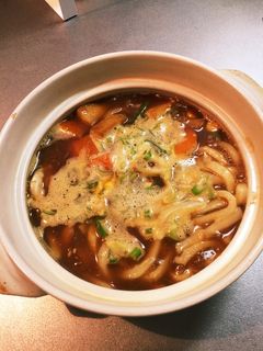 残りカレーで作るチーズ入りカレーうどん-レシピのメイン写真