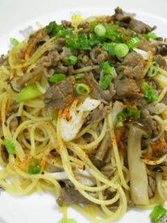 調味料1つで牛肉とキノコの和風パスタ-レシピのメイン写真