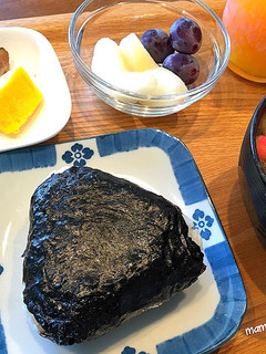 ばくだん三角おにぎり-レシピのメイン写真