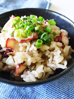 【昆布屋レシピ】ダシいらずの簡単たこ飯-レシピのメイン写真