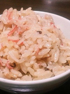 椎茸とかにかまの炊き込みご飯。-レシピのメイン写真