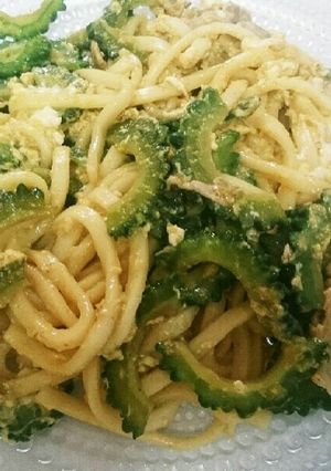 夏にぴったり！ゴーヤチャンプル焼きうどん-レシピのメイン写真
