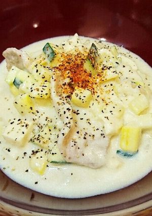 酒粕と豆乳の豚肉とズッキーニの夏☆粕汁-レシピのメイン写真