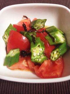 あと一品!トマトとオクラの塩昆布和え-レシピのメイン写真
