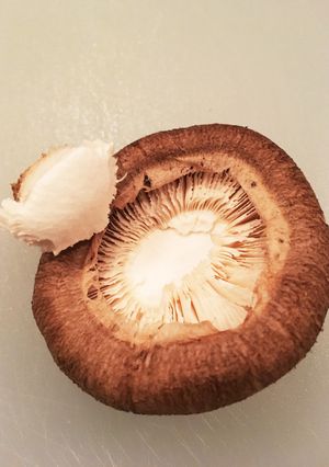 ★とびきり簡単・綺麗な椎茸の軸の取り方★-レシピのメイン写真
