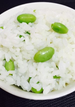 再炊飯ボタンを押すだけ♪簡単枝豆ご飯★-レシピのメイン写真