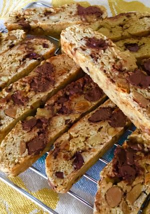 ザクザクチョコとナッツのビスコッティ-レシピのメイン写真