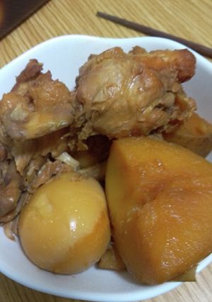 圧力鍋で手羽元とジャガイモと卵の甘辛煮-レシピのメイン写真
