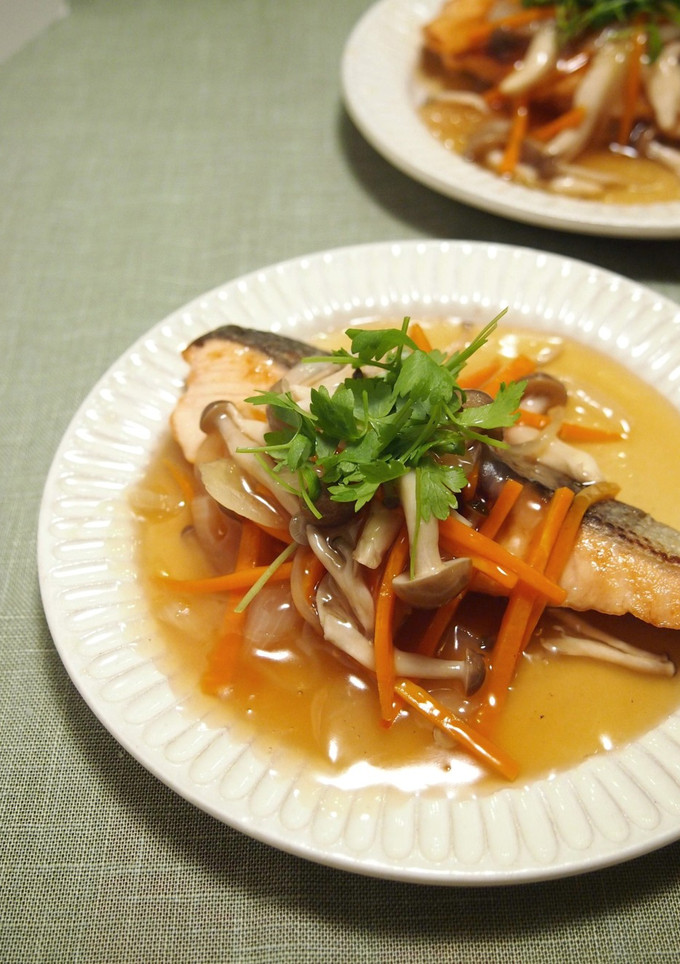 ご飯に合う♪　秋鮭の和風きのこあんかけ-レシピのメイン写真
