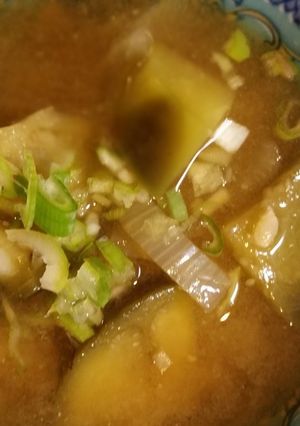 玉ねぎと水茄子のお味噌汁♪♪♪-レシピのメイン写真