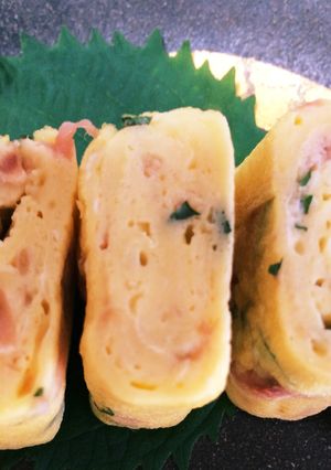 ふっくらしっとり梅しそ卵焼き-レシピのメイン写真
