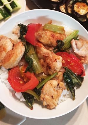 夏バージョン！鶏のトマト照り焼き丼-レシピのメイン写真