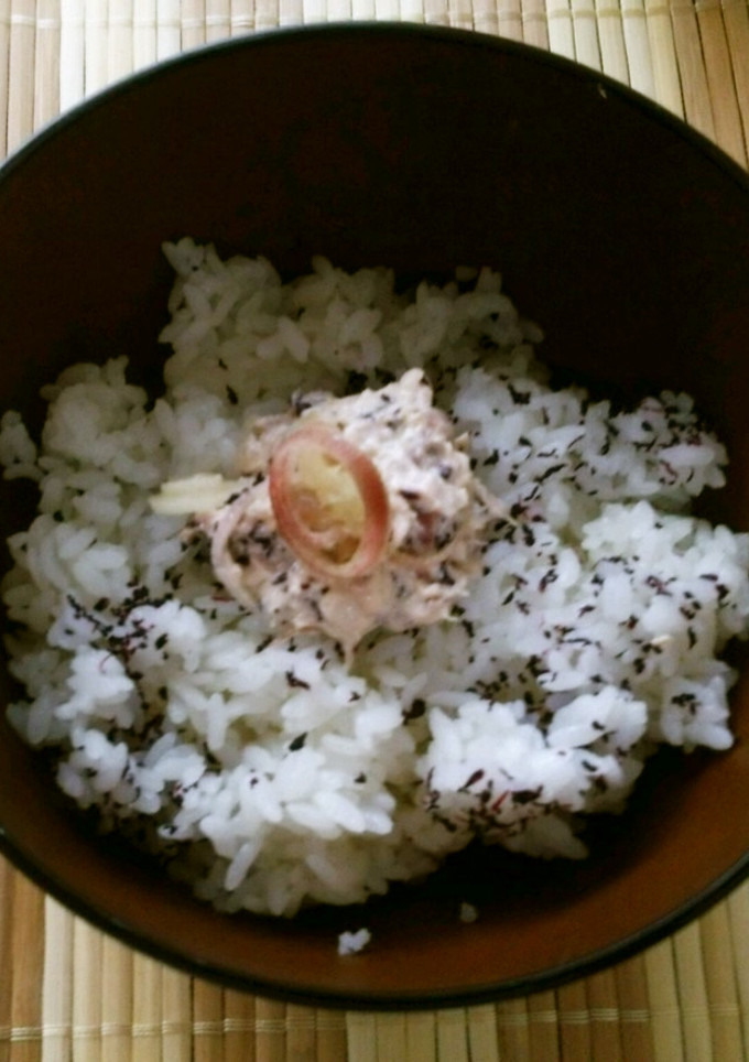 【チョイ足し】シソと茗荷の夏ツナマヨご飯-レシピのメイン写真