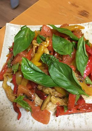 野菜いっぱい！冷製ペペロナータ・パスタ-レシピのメイン写真