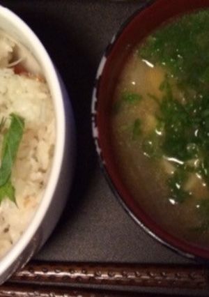 梅しらす混ぜご飯と味噌汁-レシピのメイン写真