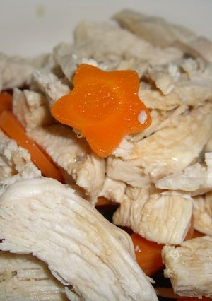 レンジで簡単★蒸し鶏のめんつゆマヨサラダ-レシピのメイン写真