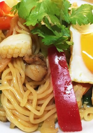 真夏の魅惑料理✨ミーゴレン風焼きそば-レシピのメイン写真