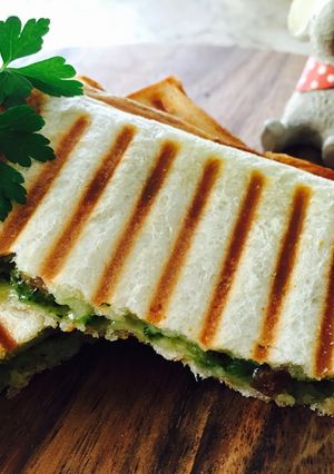 ほうれん草とチーズのホットサンド♪-レシピのメイン写真