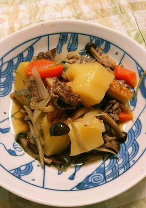 さつま揚げと牛薄切り肉でおいしい肉じゃが-レシピのメイン写真