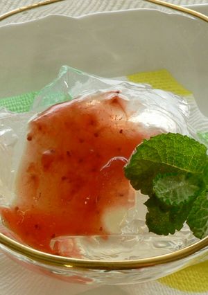 ぷるんぷるんフルーツ寒天　いちごソ−ダ味-レシピのメイン写真