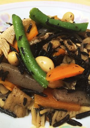 栄養たっぷり！具沢山ひじきの煮物-レシピのメイン写真