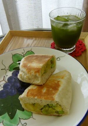 さつま芋＆枝豆餡の包みパン☆フライパンで-レシピのメイン写真