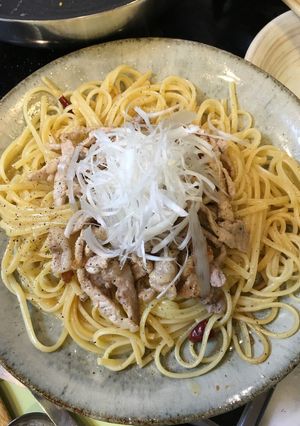 細切りポークと白髪ネギのパスタ-レシピのメイン写真