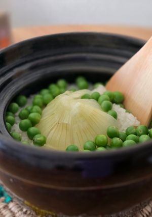 丸ごと新玉ねぎと発酵バターの豆ごはん-レシピのメイン写真