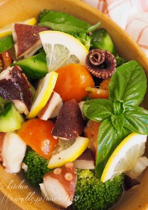 野菜たっぷり！タコのマリネサラダ-レシピのメイン写真
