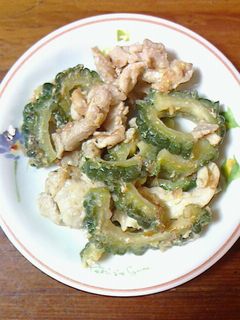 ゴーヤと豚肉のめんつゆ辛子マヨ炒め-レシピのメイン写真