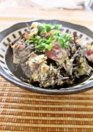 ひじきとさつま芋の粒マスタードマヨサラダ-レシピのメイン写真