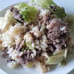 รูปของ チーズとろ～り☆牛肉レタスチャーハン