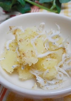 離乳食完了期・しらすじゃがいもゴマ和え-レシピのメイン写真