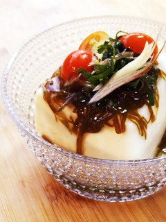 簡単1品☆薬味たっぷりもずく冷奴-レシピのメイン写真