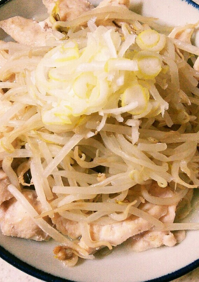 鍋も計量もナシ❕鶏むね肉ともやしの酒蒸し-レシピのメイン写真