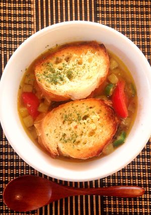 簡単！夏野菜のパングラタン風スープ-レシピのメイン写真