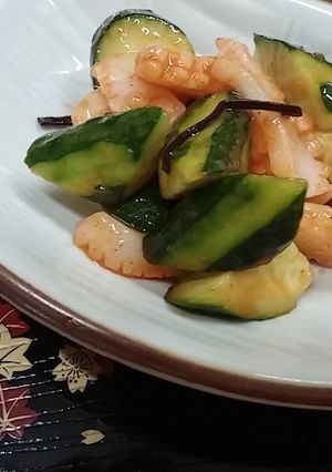 簡単♪キュウリとイカのキムチ和え-レシピのメイン写真