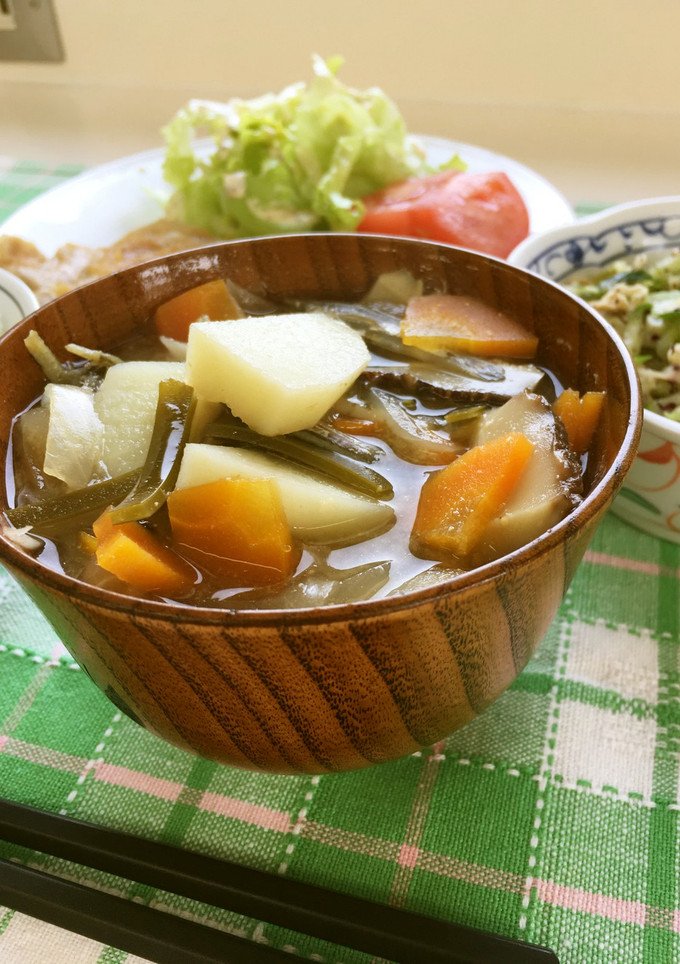 具だくさん味噌汁＊うま塩（減塩）-レシピのメイン写真