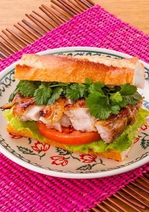 タイ風チキンサンド（ガイヤーン）-レシピのメイン写真