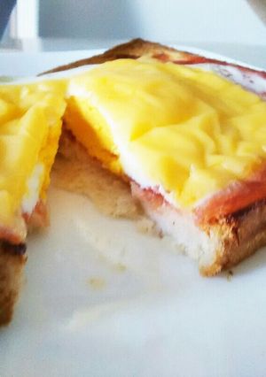 食パンで簡単ピザ風パン！朝食にぴったり！-レシピのメイン写真