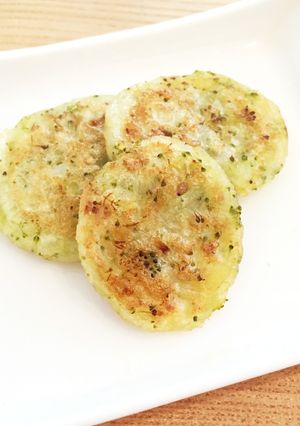 離乳食＊ブロッコリーとさつまいものお焼き-レシピのメイン写真